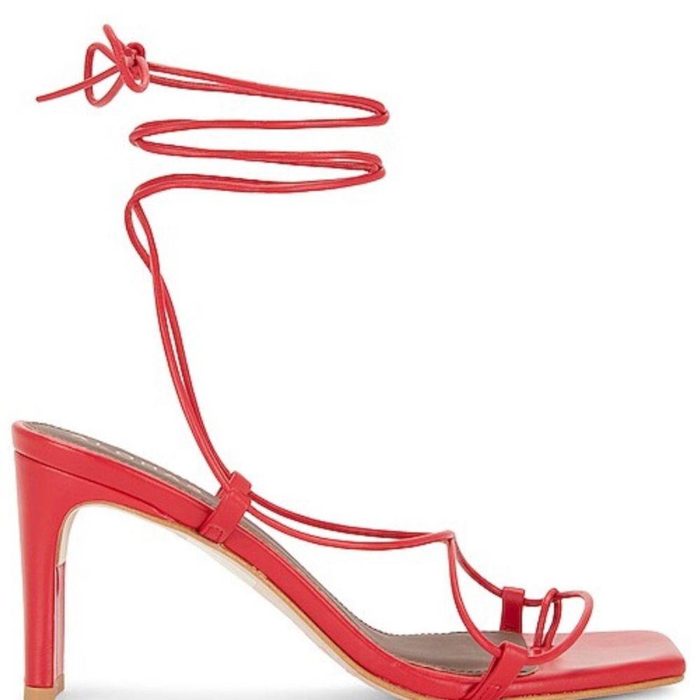 Like new ALOHAS Bellini sandal size 38
